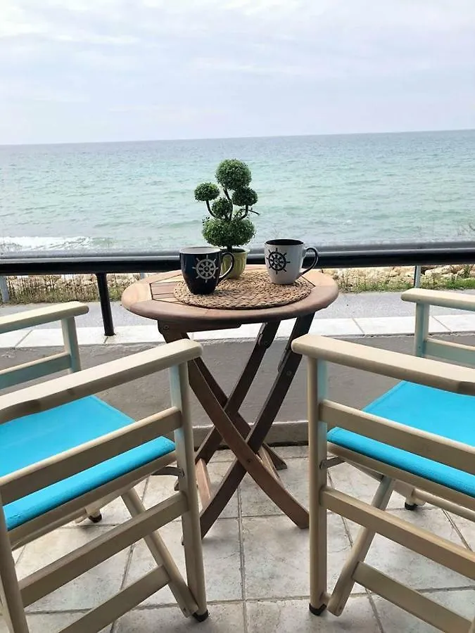 Holiday home Superior, Comfortable Seaside Home With Amazing View Siviri
