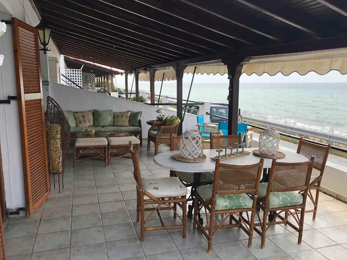 Holiday home Superior, Comfortable Seaside Home With Amazing View Siviri