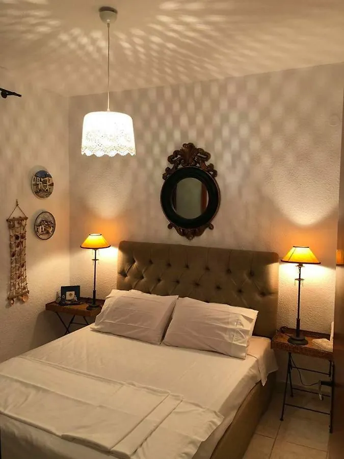 Superior, Comfortable Seaside Home With Amazing View Siviri Vakantiehuis