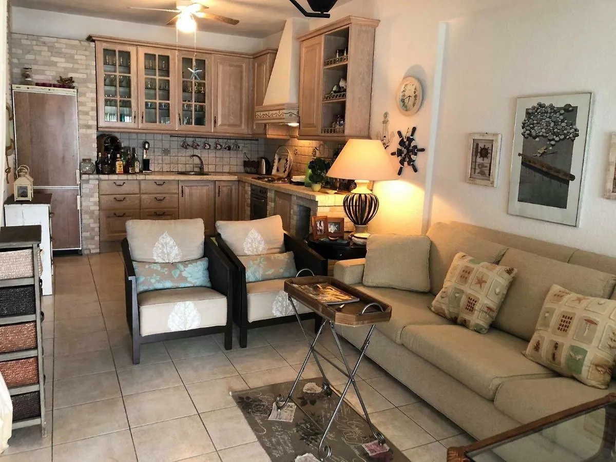 Superior, Comfortable Seaside Home With Amazing View Siviri Griekenland
