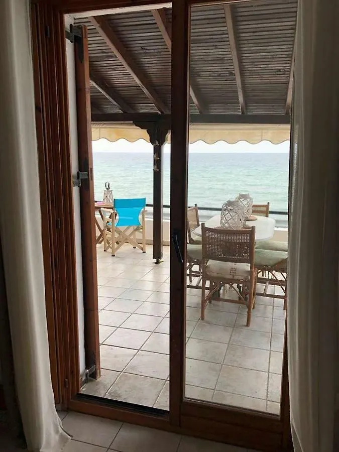 Vakantiehuis Superior, Comfortable Seaside Home With Amazing View Siviri
